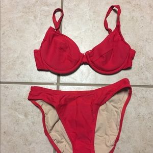 Women’s swimwear